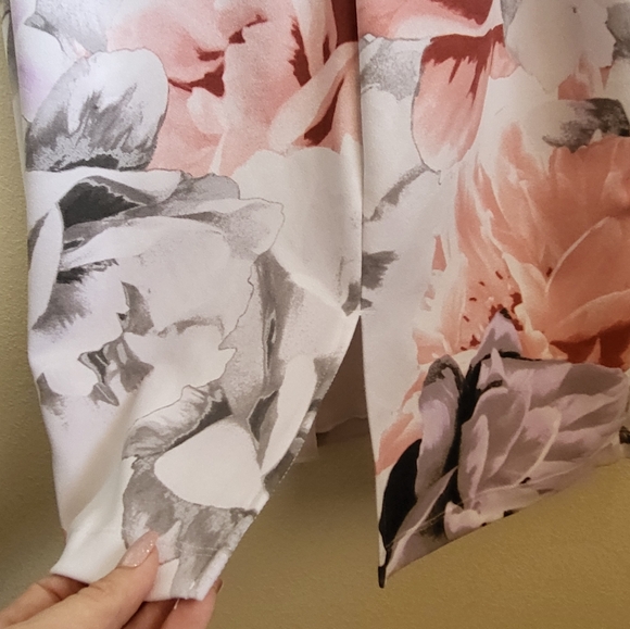 Premier Amour Floral Sleeveless Fitted Dress. Like NEW. Size 14 - Picture 7 of 16